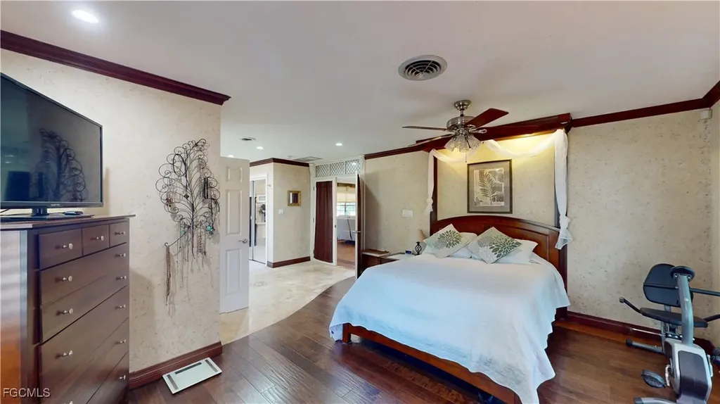 1487 Bass Lane Fort Myers FL 33919