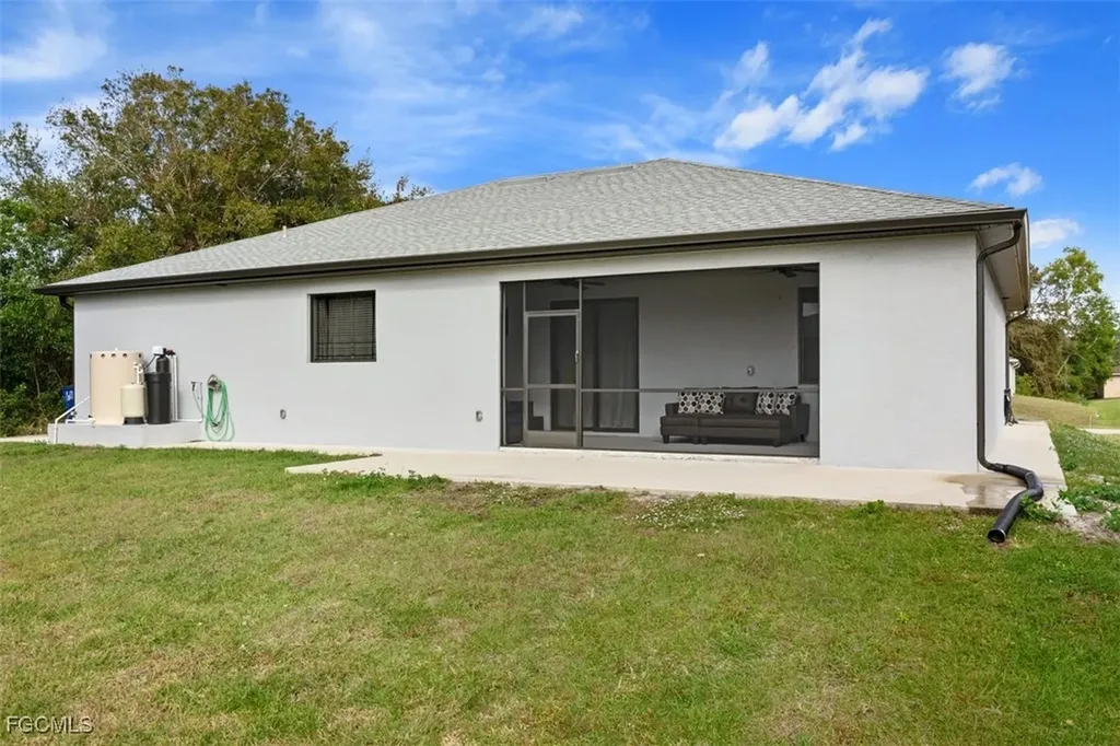 2709 6th Street W Lehigh Acres FL 33971