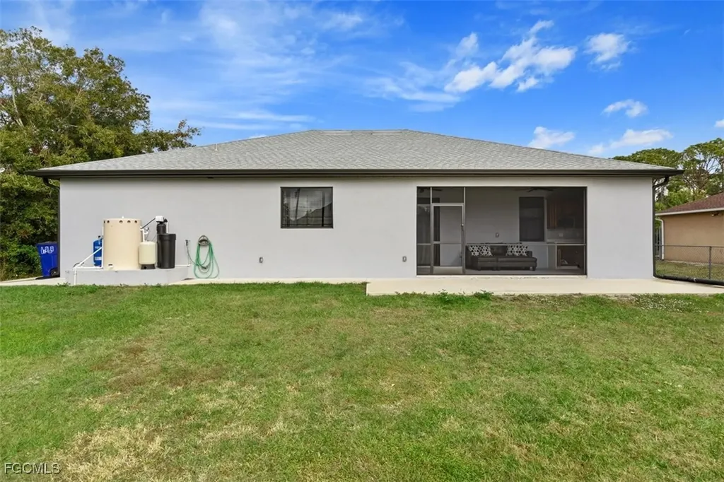 2709 6th Street W Lehigh Acres FL 33971