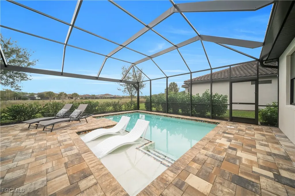 Estero FL, 19918 Beverly Park Road