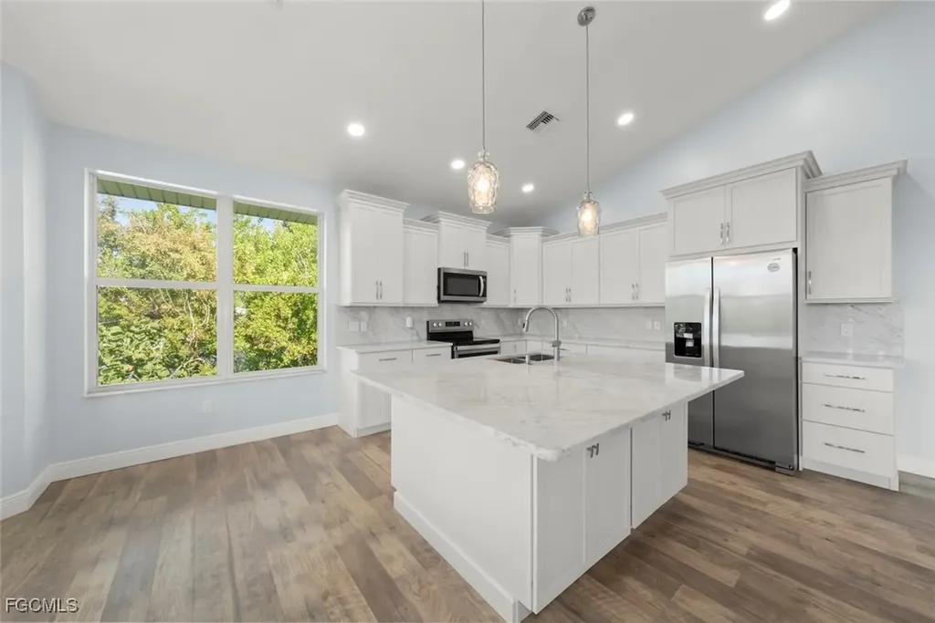 2479 Harbour Lane Sanibel FL 33957