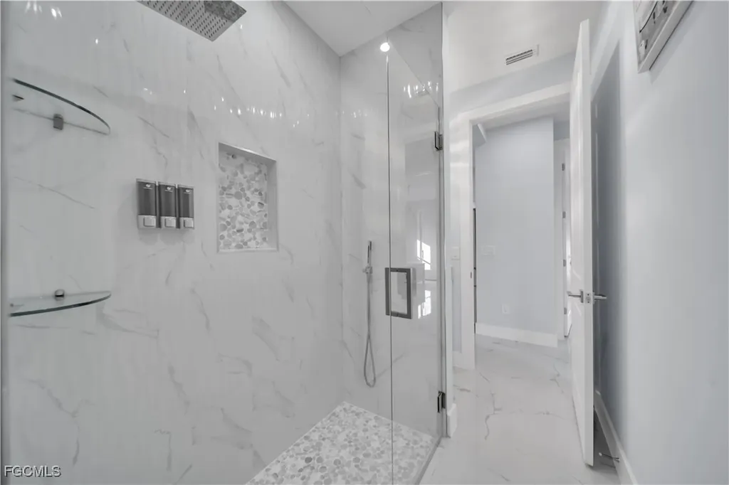 306 NW 3rd Place Cape Coral FL 33993