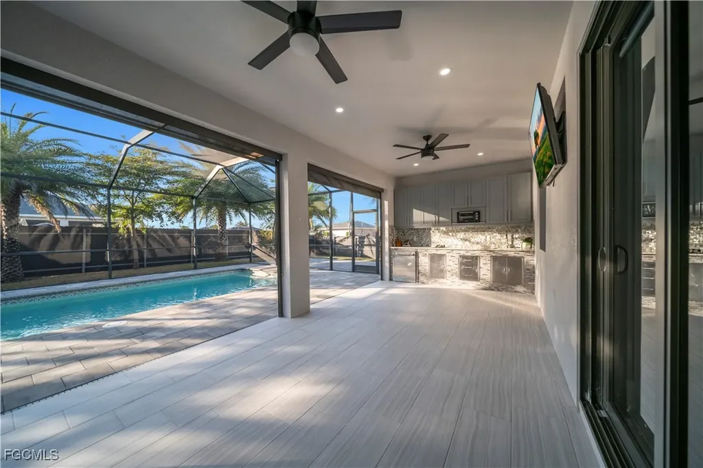 306 NW 3rd Place Cape Coral FL 33993