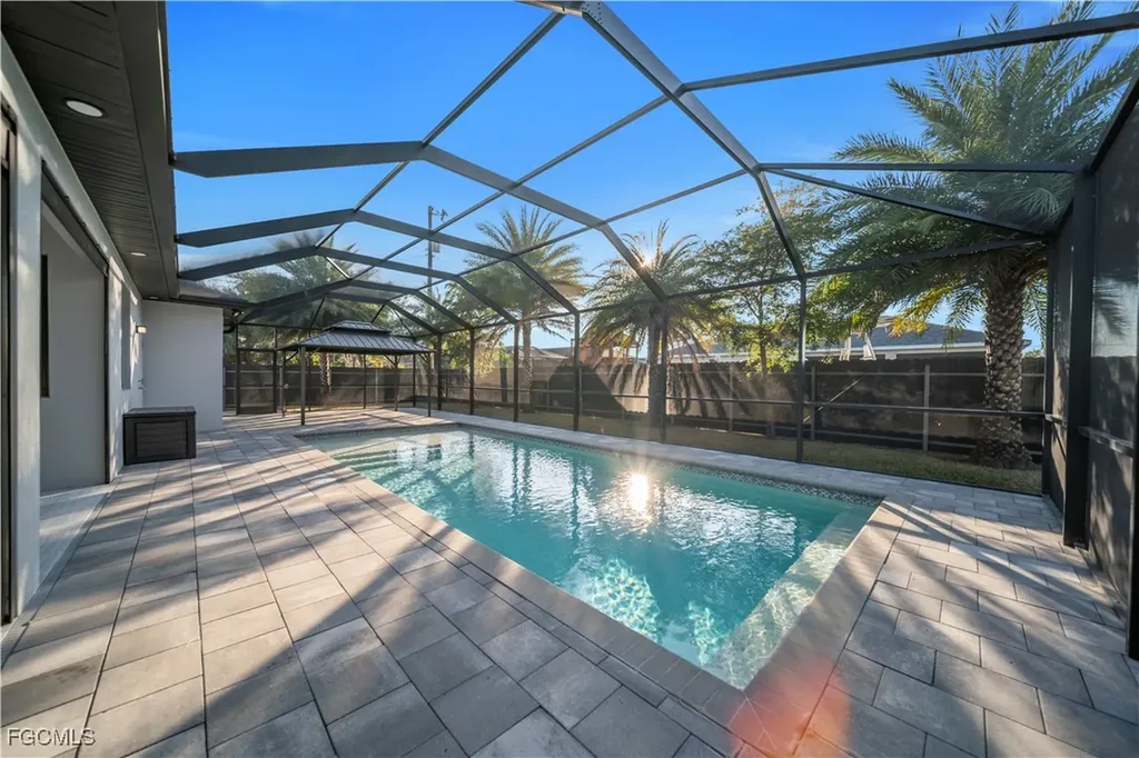 306 NW 3rd Place Cape Coral FL 33993