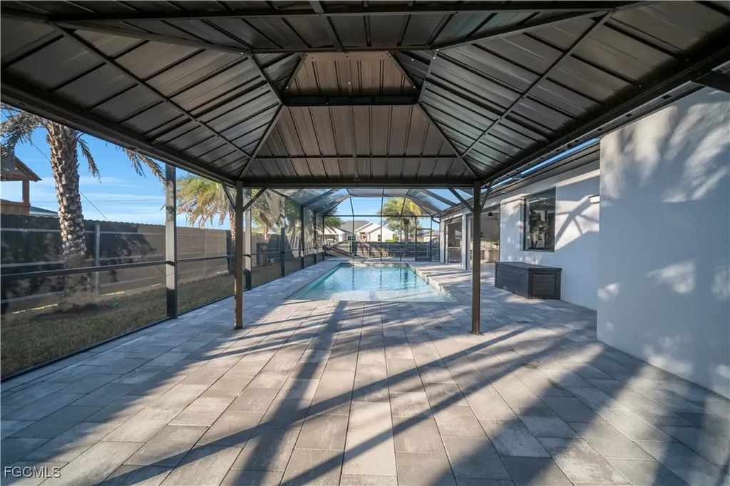 306 NW 3rd Place Cape Coral FL 33993