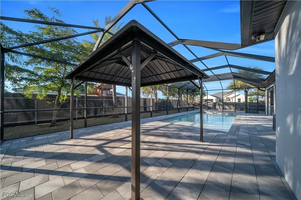 306 NW 3rd Place Cape Coral FL 33993
