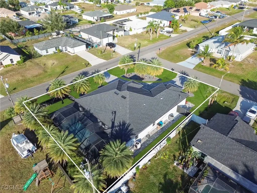 306 NW 3rd Place Cape Coral FL 33993