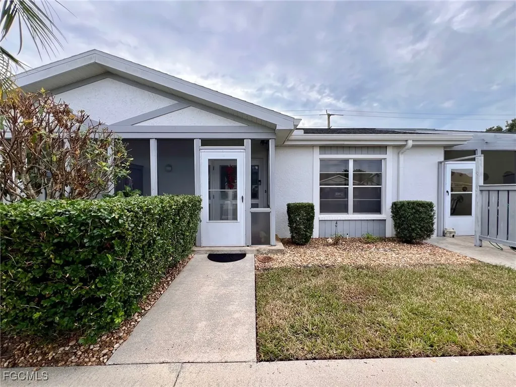 1316 Sandtrap Drive Fort Myers FL 33919