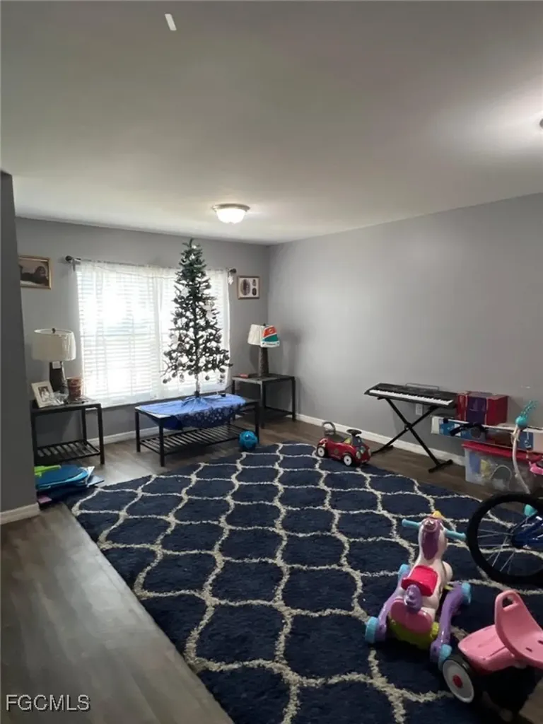 Fort Myers FL, 722 Arundel Circle