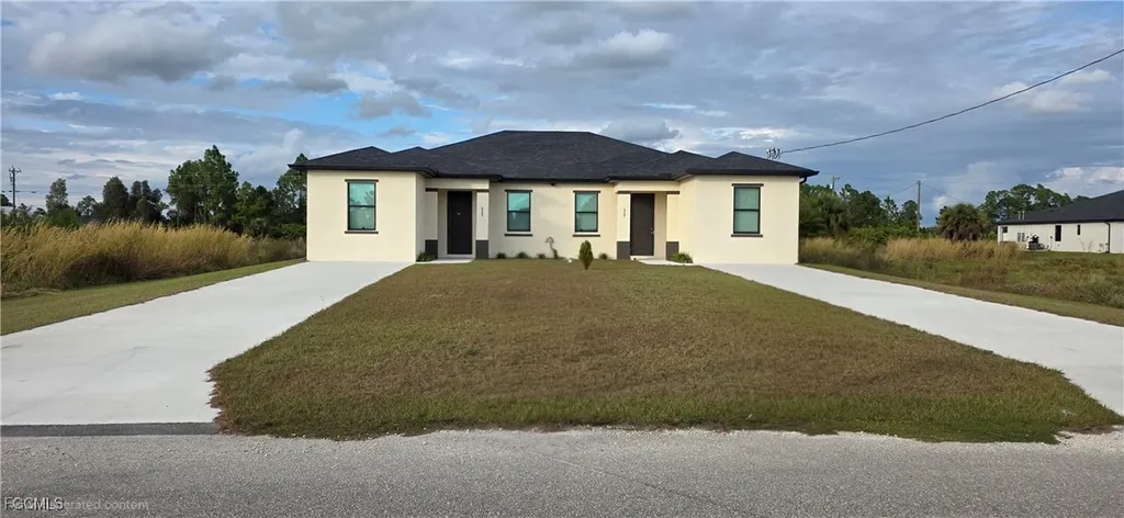 927 Chenault Street Lehigh Acres FL 33974