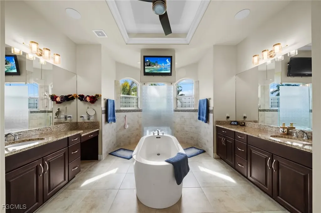 1515 SW 43rd Terrace Cape Coral FL 33914