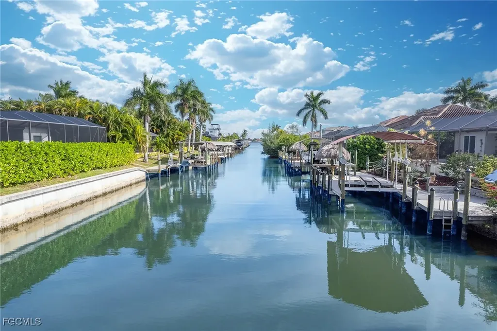 1515 SW 43rd Terrace Cape Coral FL 33914