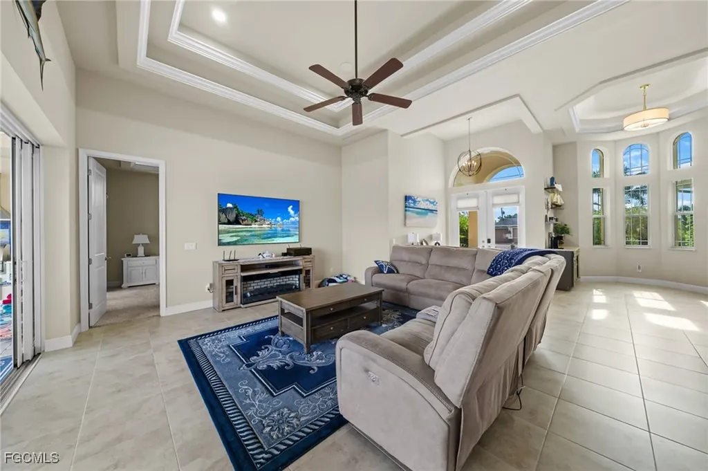 1515 SW 43rd Terrace Cape Coral FL 33914