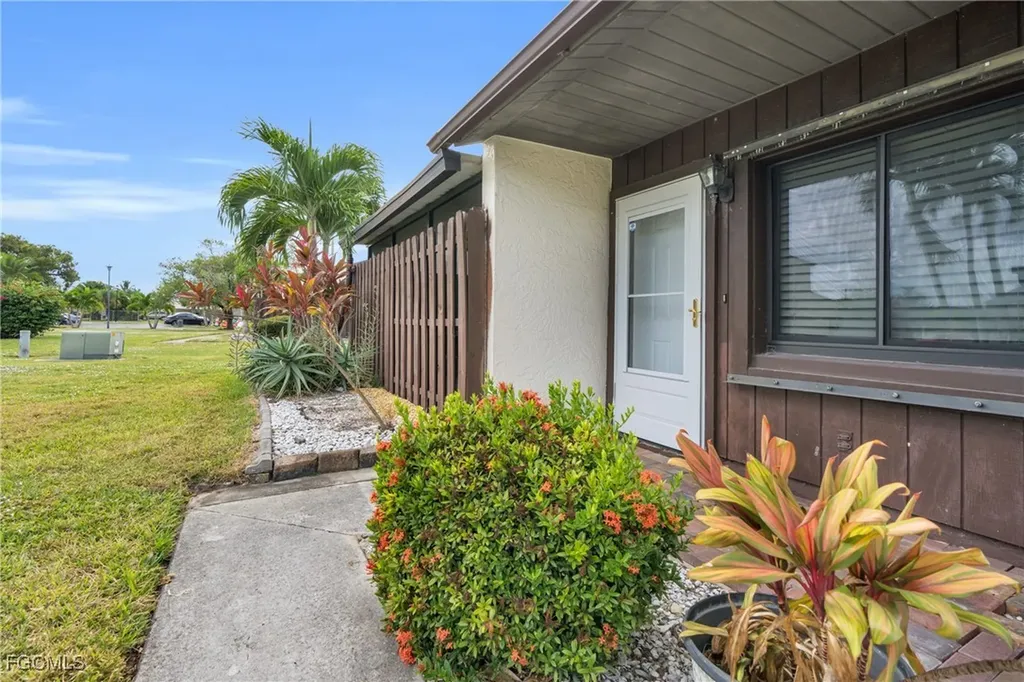 12939 Cherrydale Court Fort Myers FL 33919
