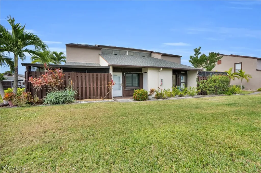 12939 Cherrydale Court Fort Myers FL 33919