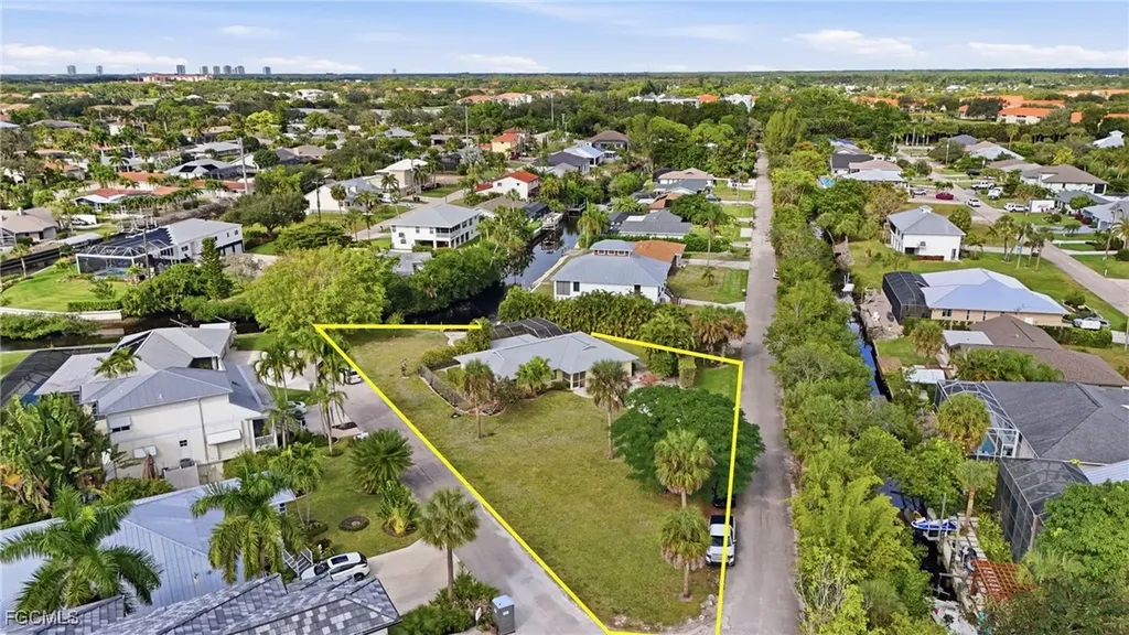 27200 Esther Drive Bonita Springs FL 34135