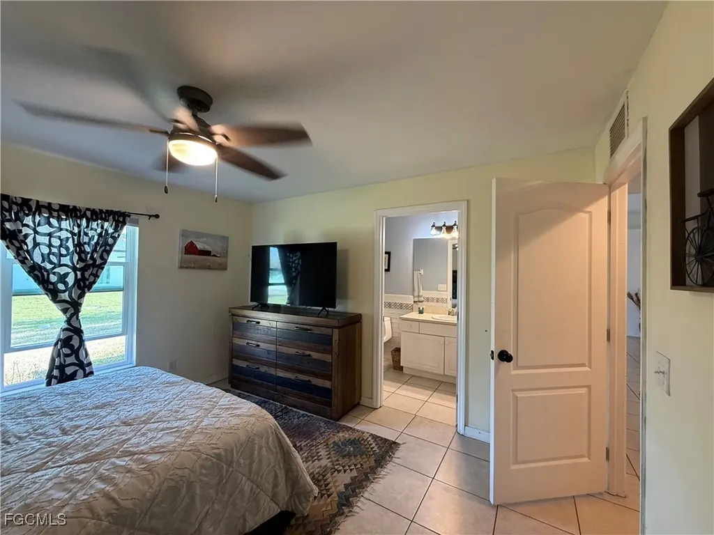 2837 NW 21st Avenue Cape Coral FL 33993