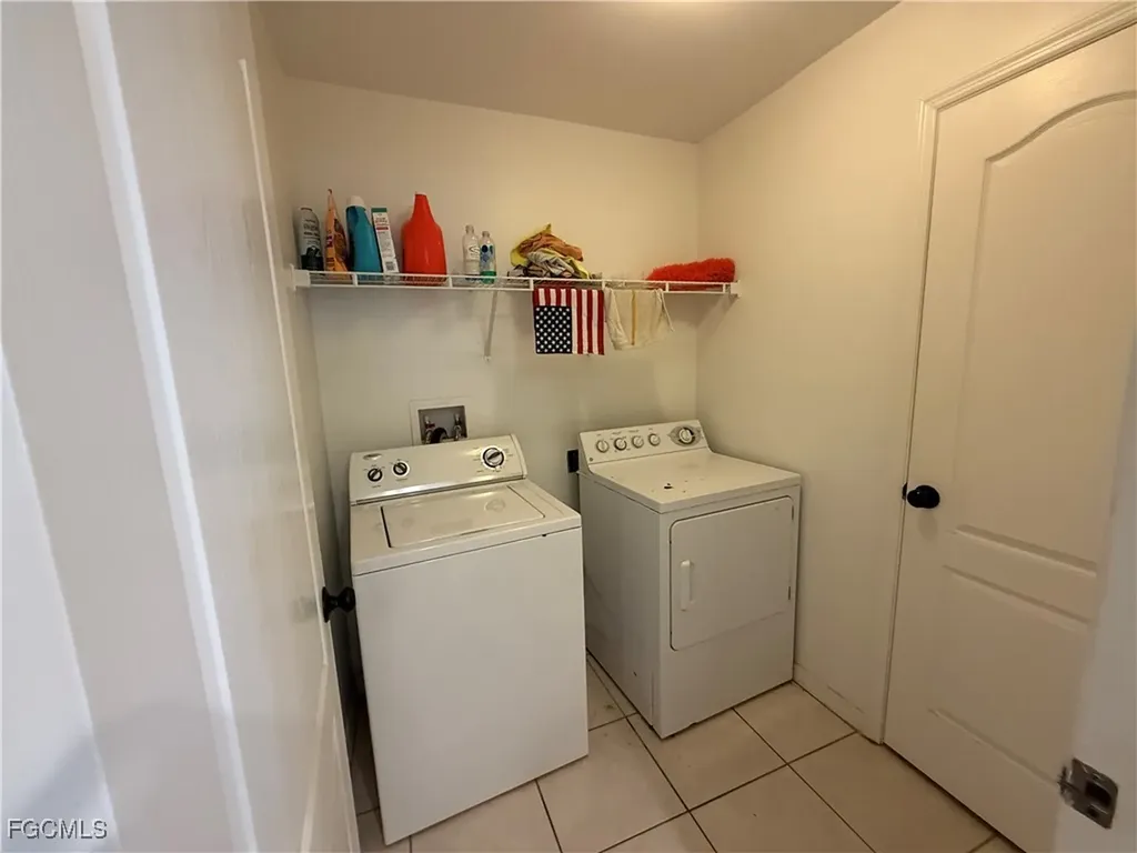 2837 NW 21st Avenue Cape Coral FL 33993