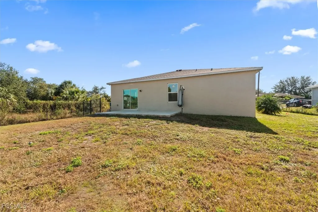 2612 51st Street SW Lehigh Acres FL 33976
