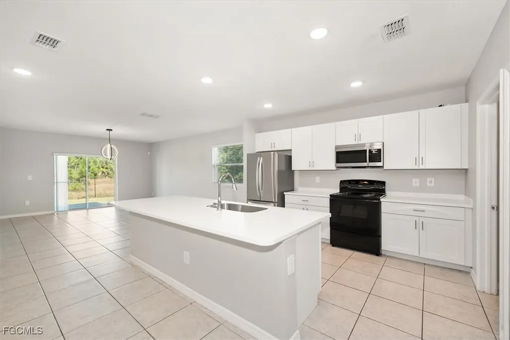 2612 51st Street SW Lehigh Acres FL 33976