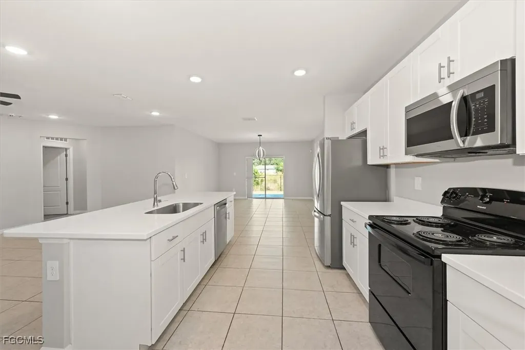 2612 51st Street SW Lehigh Acres FL 33976