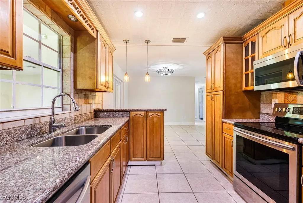 2319 Barcelona Avenue Fort Myers FL 33905