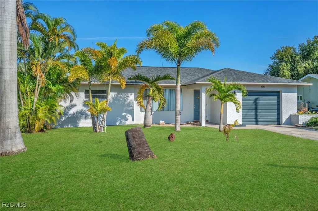 1957 Coral Point Drive Cape Coral FL 33990