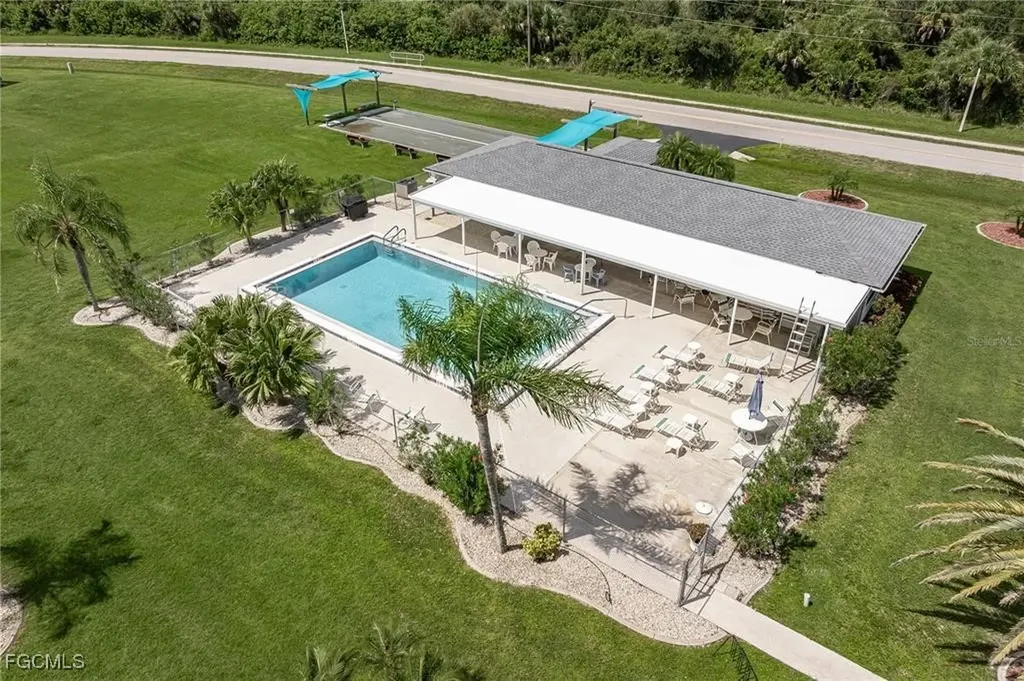 12274 SW Egret Circle Lake Suzy FL 34269