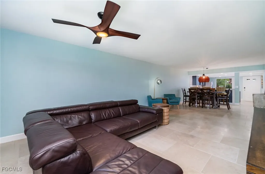 3574 Antarctic Circle Naples FL 34112