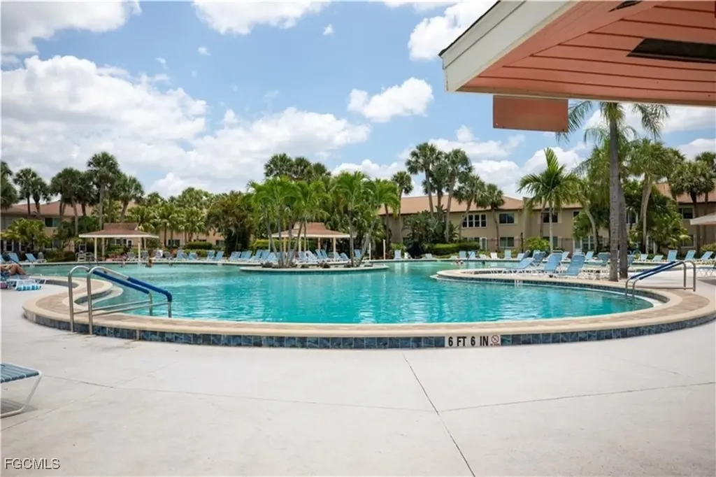 3574 Antarctic Circle Naples FL 34112