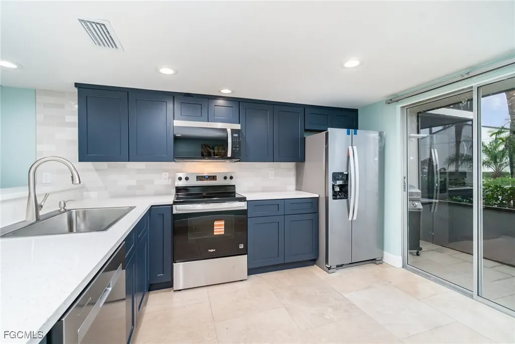3574 Antarctic Circle Naples FL 34112