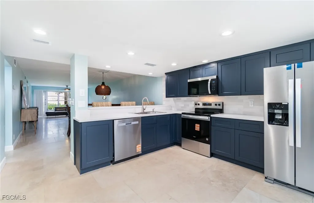 3574 Antarctic Circle Naples FL 34112