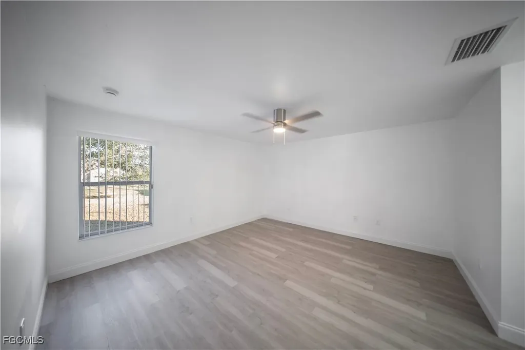 1235 NW 33rd Place Cape Coral FL 33993