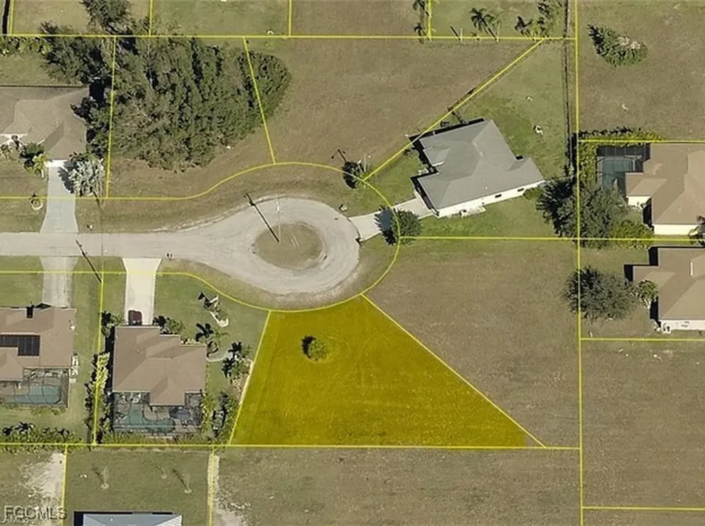 824 NW Embers Terrace Cape Coral FL 33993