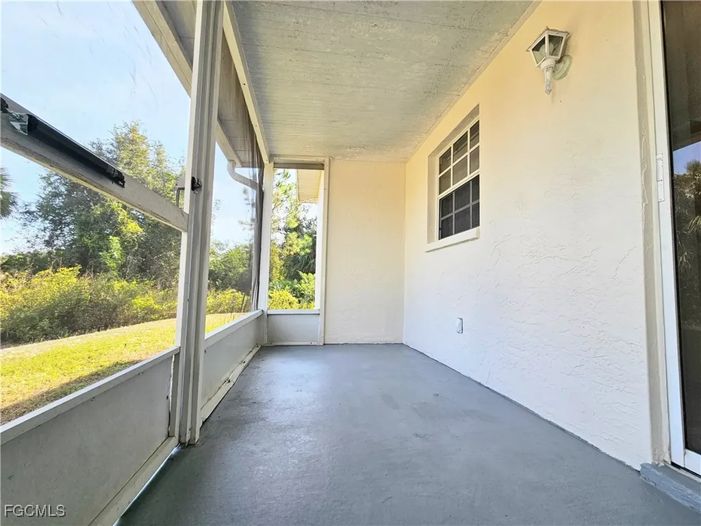 4916 Leonard Boulevard S Lehigh Acres FL 33973