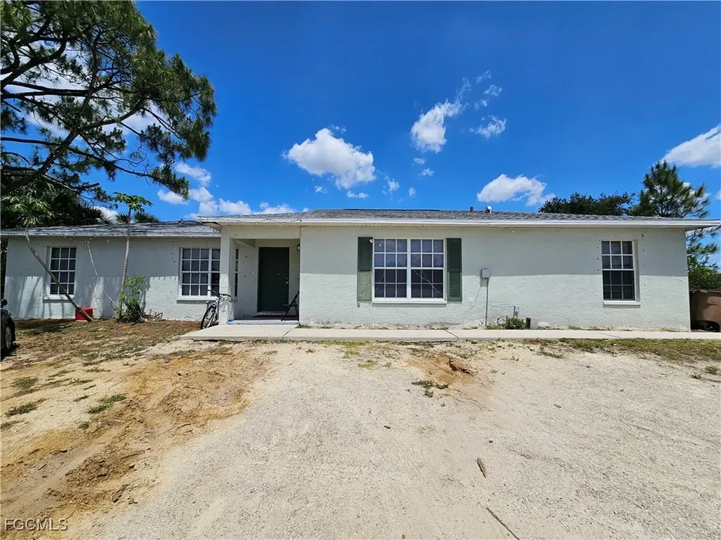 4916 Leonard Boulevard S Lehigh Acres FL 33973