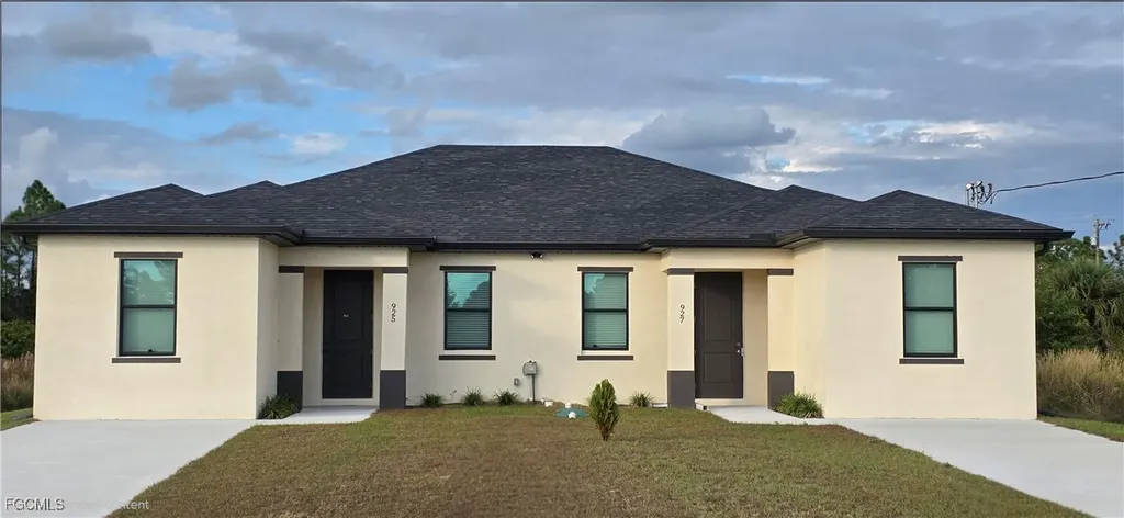 925 Chenault Street Lehigh Acres FL 33974