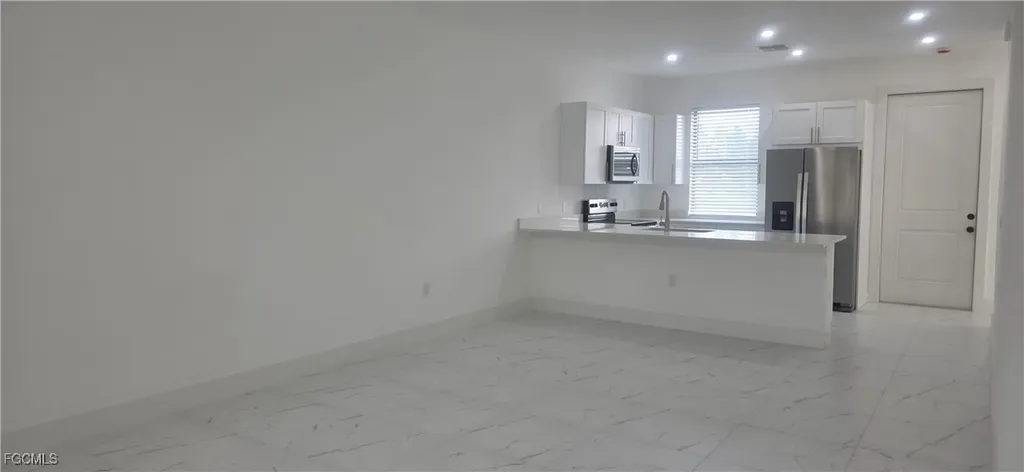 925 Chenault Street Lehigh Acres FL 33974