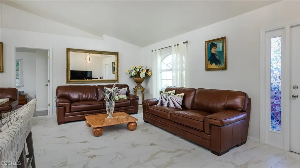 206 SE 28th Terrace Cape Coral FL 33904