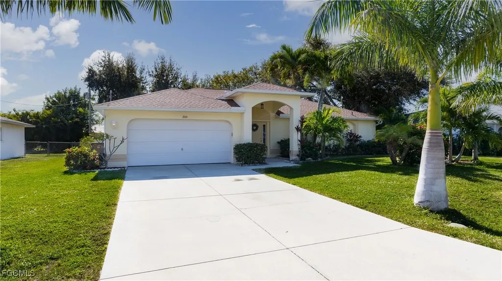 206 SE 28th Terrace Cape Coral FL 33904