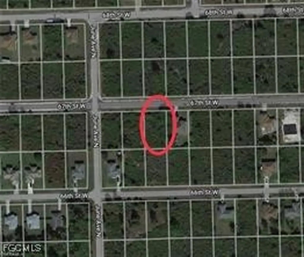 2815 67th Street W Lehigh Acres FL 33971