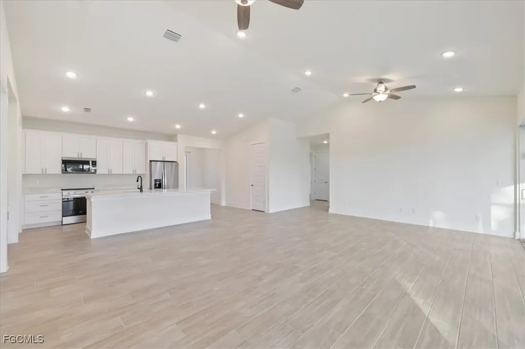 334 SW 23rd Street Cape Coral FL 33991