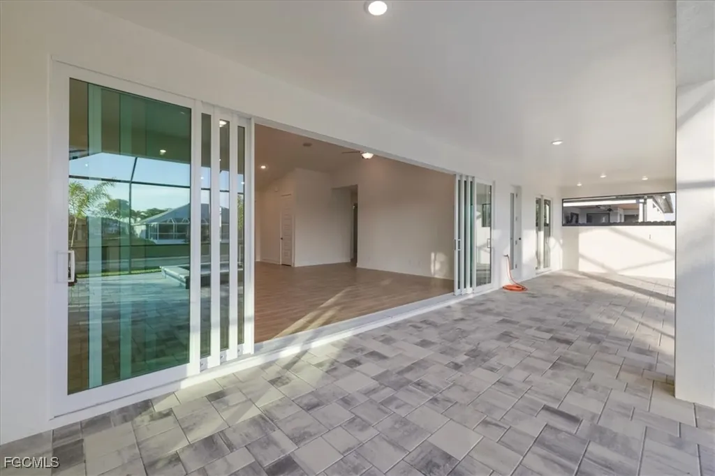 334 SW 23rd Street Cape Coral FL 33991