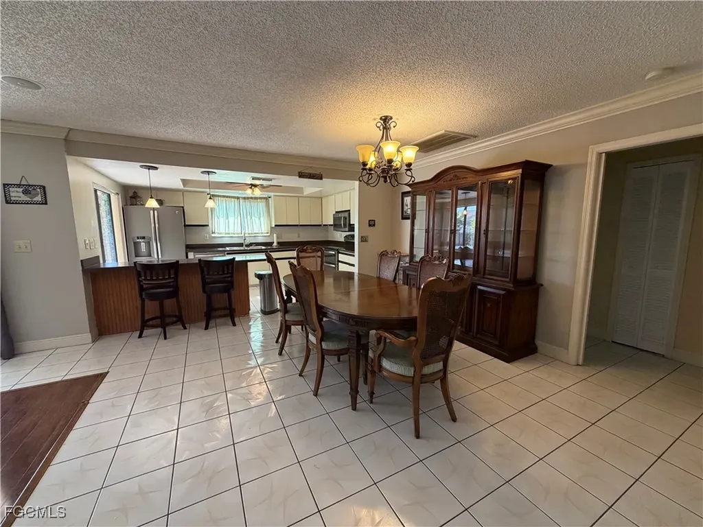 1410 SE 1st Terrace Cape Coral FL 33990