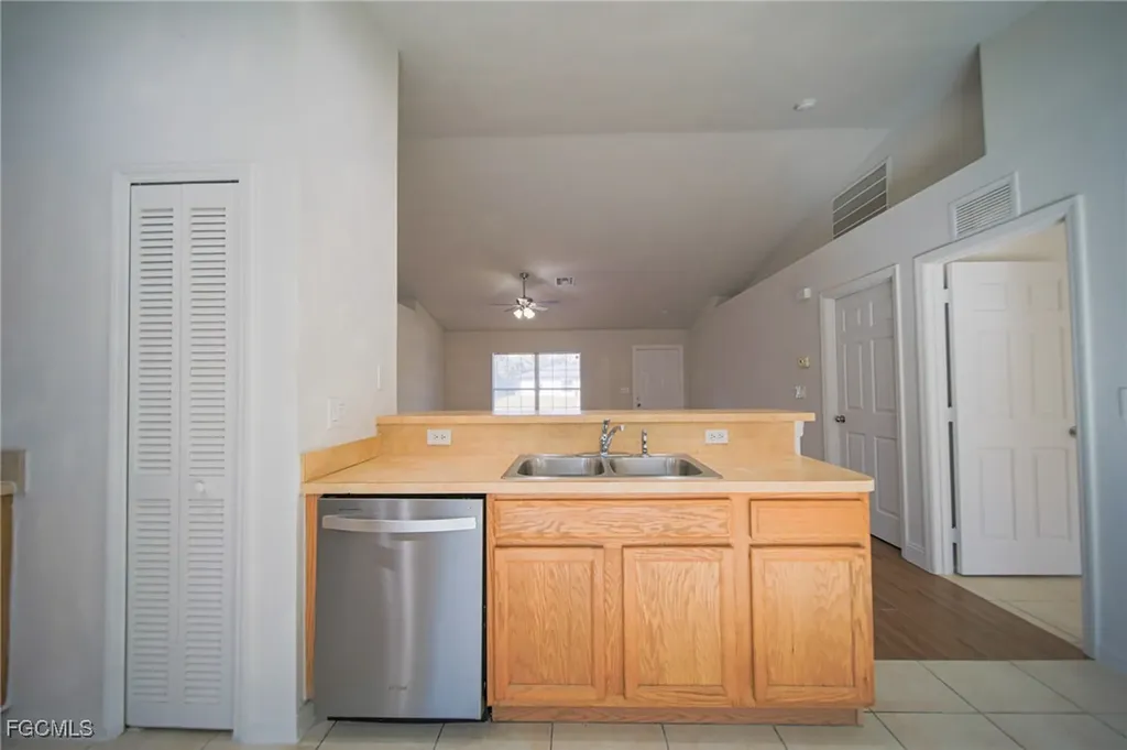 3209 48th Street W Lehigh Acres FL 33971