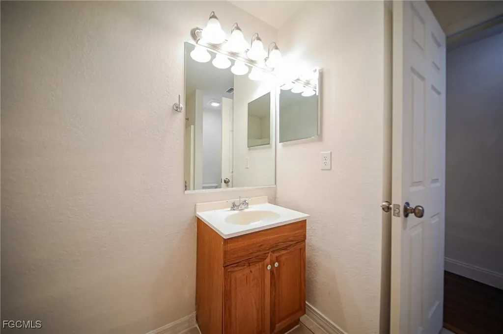 3209 48th Street W Lehigh Acres FL 33971