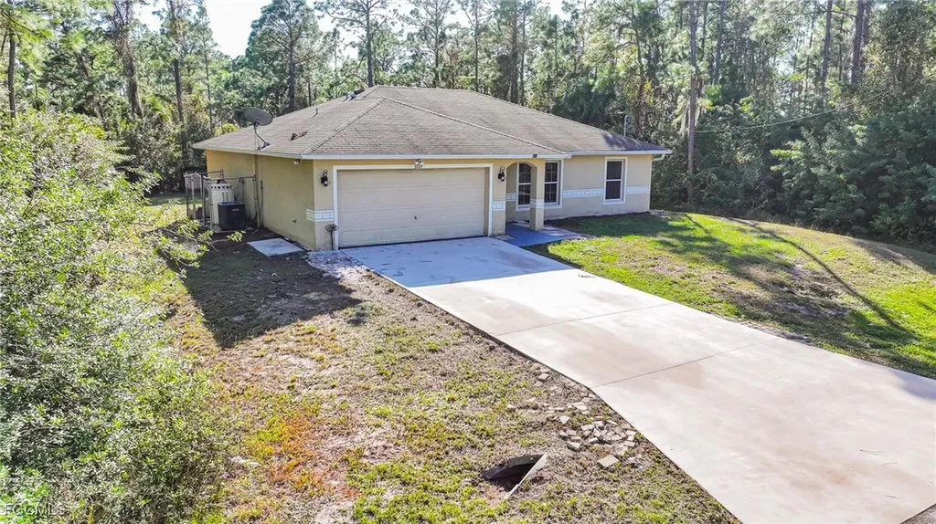 3209 48th Street W Lehigh Acres FL 33971