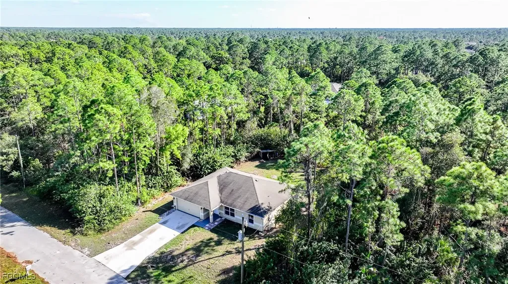 3209 48th Street W Lehigh Acres FL 33971