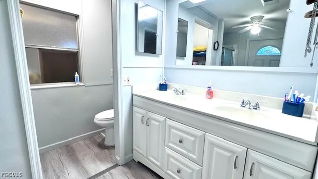 5635 Captain John Smith Loop North Fort Myers FL 33917