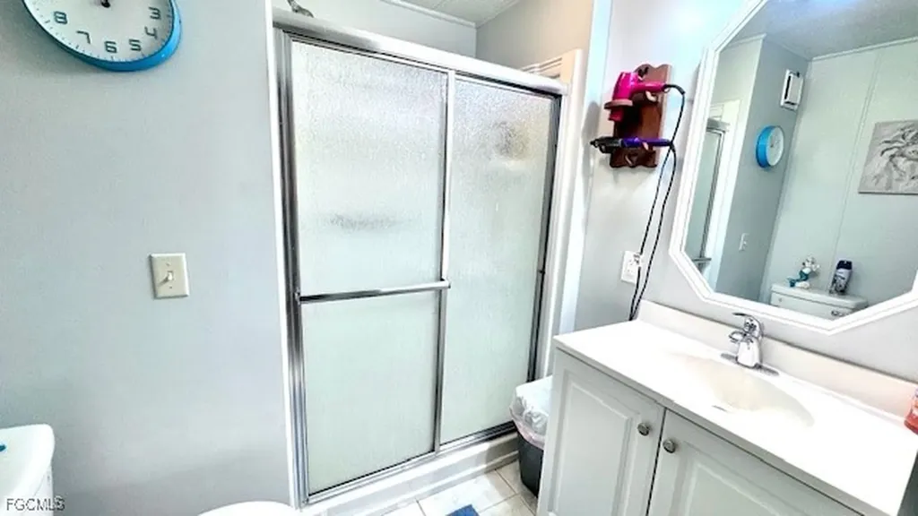 5635 Captain John Smith Loop North Fort Myers FL 33917